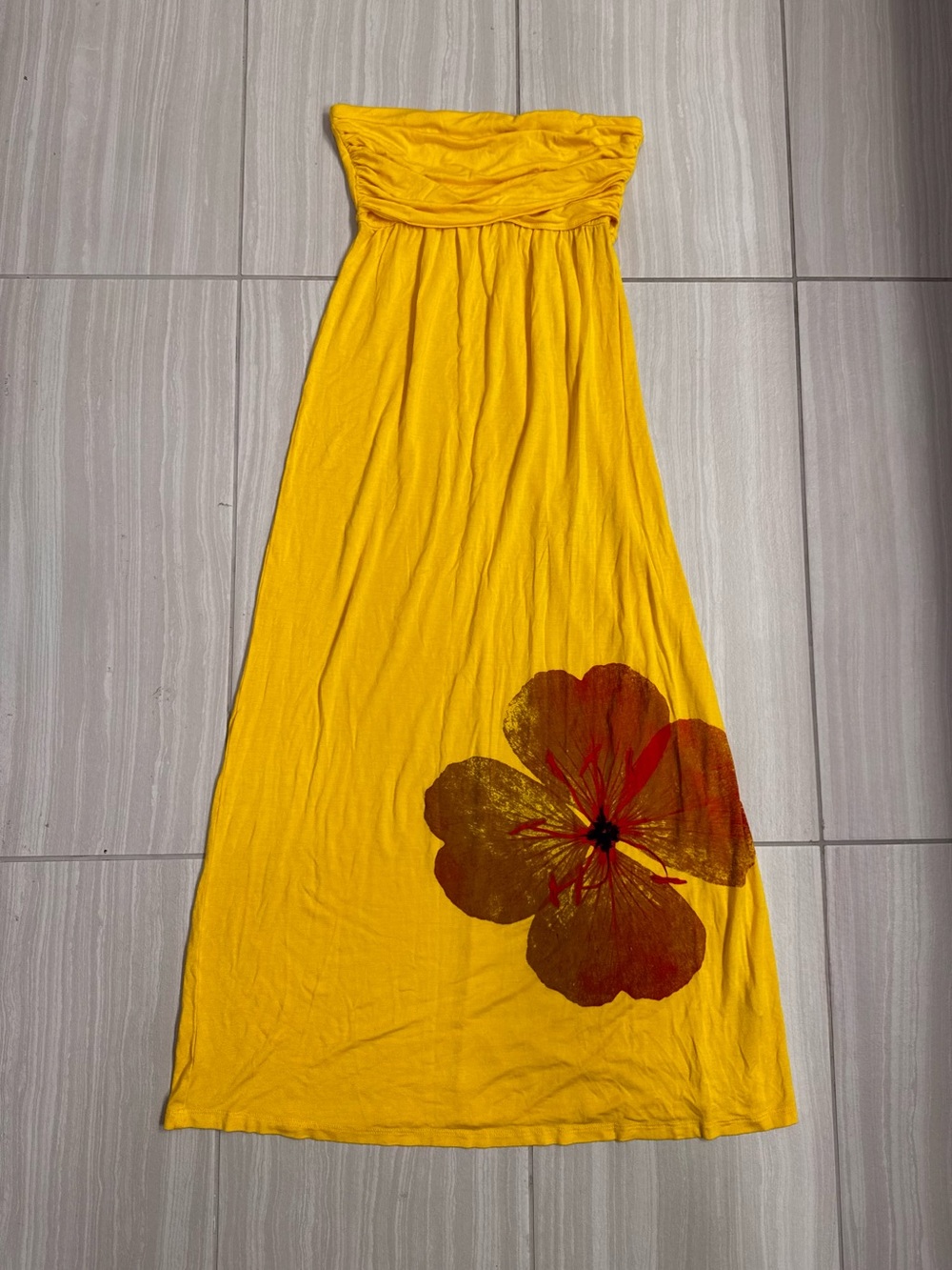 Moa Moa Y2K Strapless Dress with Flower Print